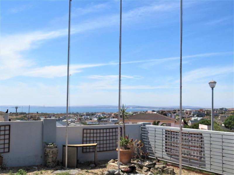 5 Bedroom Property for Sale in Myburgh Park Western Cape